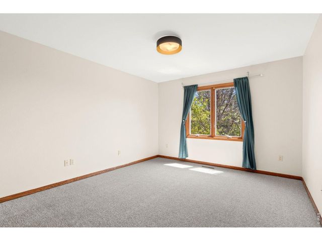 346 High Pointe Dr, Fort Collins, CO 80525