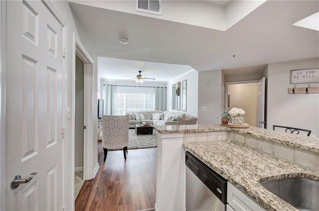 1250 Parkwood SE Circle 300-2107, Atlanta, GA 30339