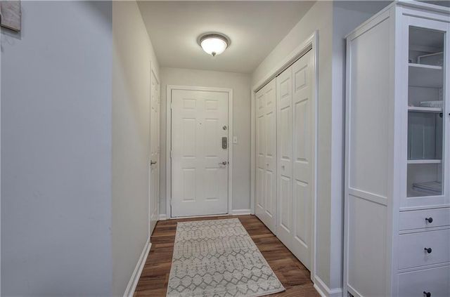 1250 Parkwood SE Circle 300-2107, Atlanta, GA 30339