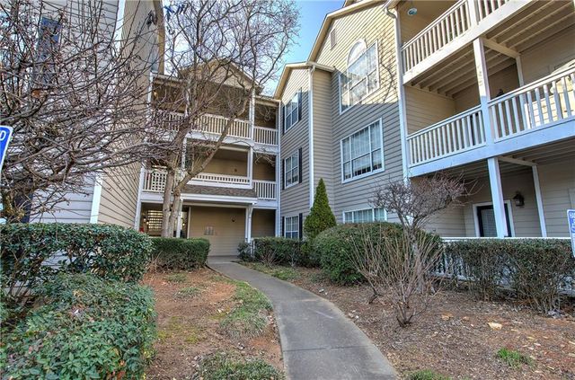 1250 Parkwood SE Circle 300-2107, Atlanta, GA 30339