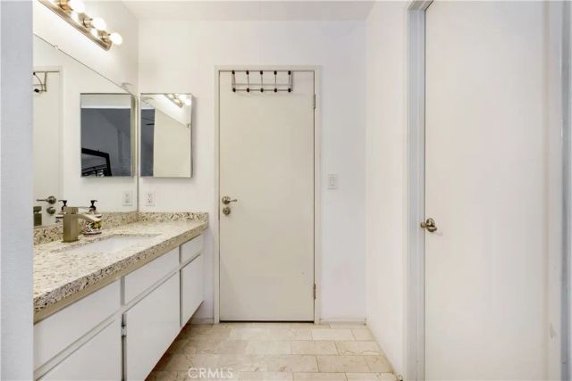 2510 N Tustin B, Santa Ana, CA 92705