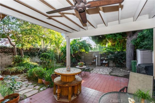 2510 N Tustin B, Santa Ana, CA 92705