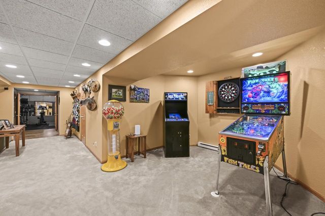 W339S4798 Meadow LANE, Dousman, WI 53118