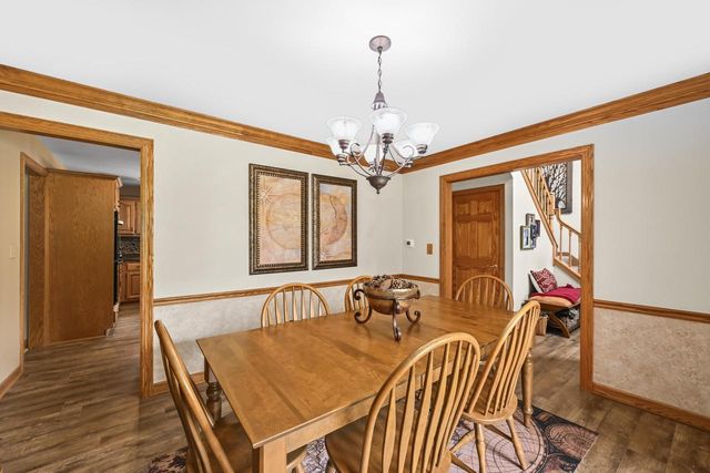 W339S4798 Meadow LANE, Dousman, WI 53118