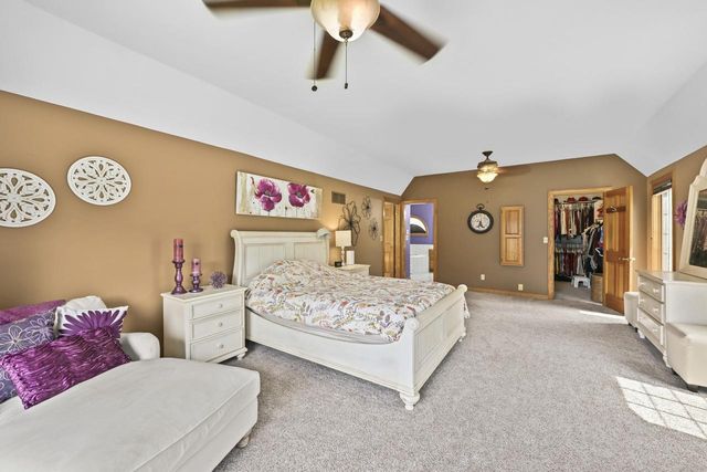 W339S4798 Meadow LANE, Dousman, WI 53118