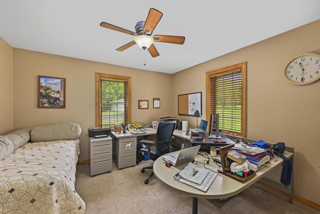 W339S4798 Meadow LANE, Dousman, WI 53118