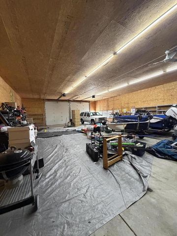 W339S4798 Meadow LANE, Dousman, WI 53118