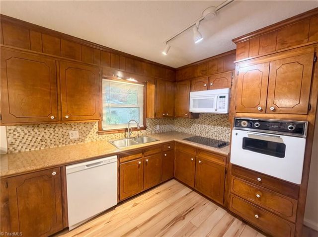 608 Morehead Street, Reidsville, NC 27320