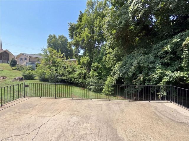 608 Morehead Street, Reidsville, NC 27320