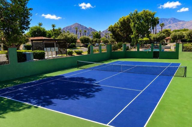 49452 Avila Drive, La Quinta, CA 92253