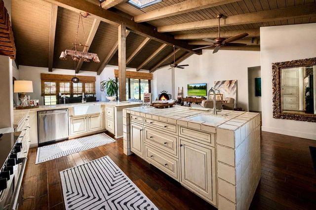 49452 Avila Drive, La Quinta, CA 92253