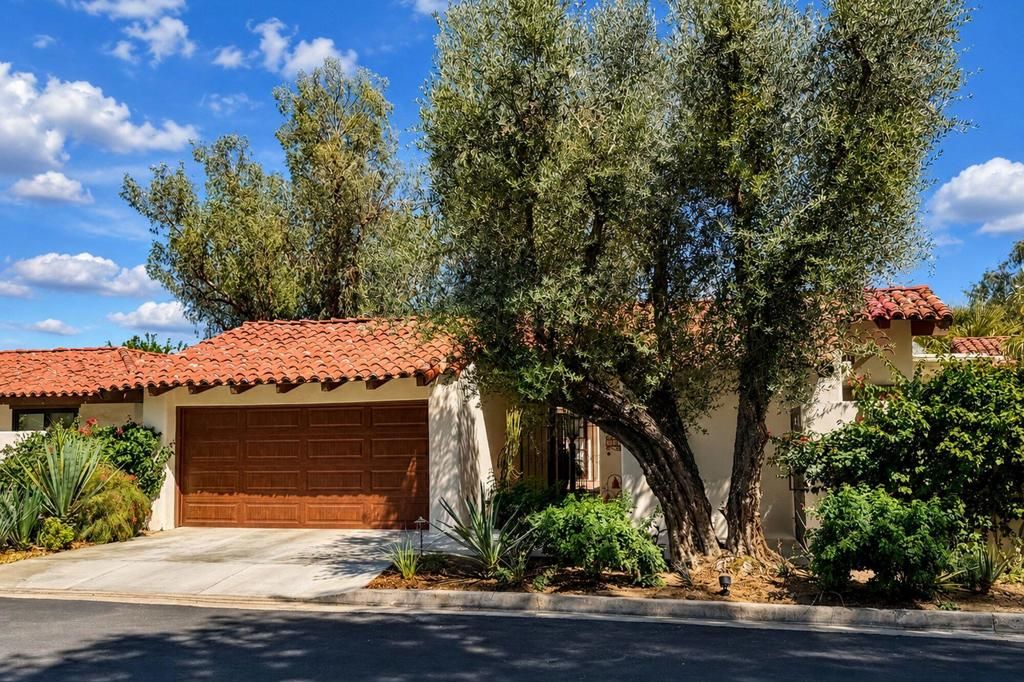 49452 Avila Drive, La Quinta, CA 92253