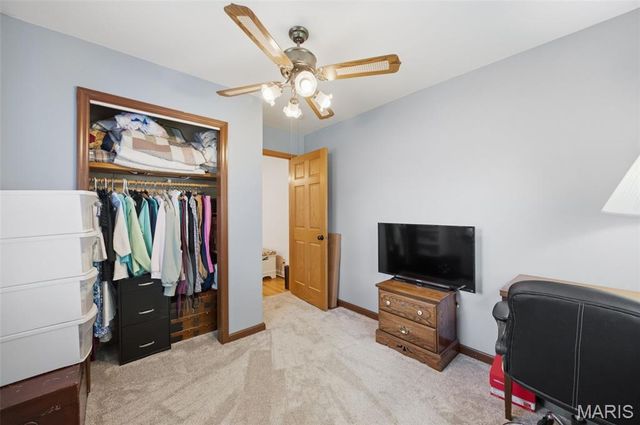 3218 Saint Joachim Lane, St Ann, MO 63074
