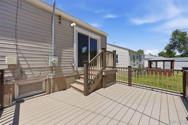 3218 Saint Joachim Lane, St Ann, MO 63074