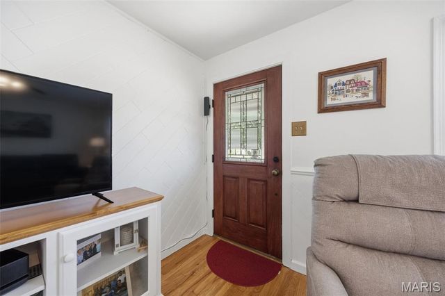 3218 Saint Joachim Lane, St Ann, MO 63074