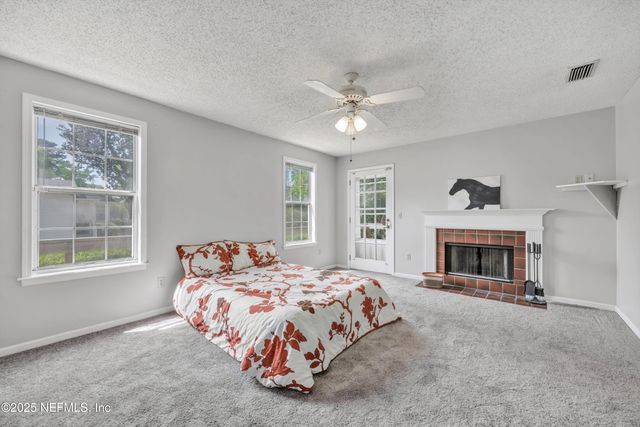 1425 PINETREE Road, Jacksonville, FL 32207