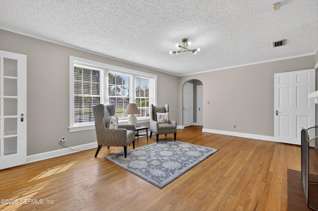 1425 PINETREE Road, Jacksonville, FL 32207