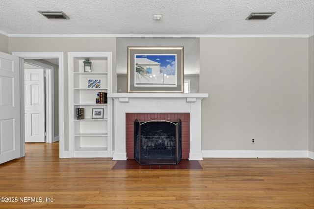 1425 PINETREE Road, Jacksonville, FL 32207