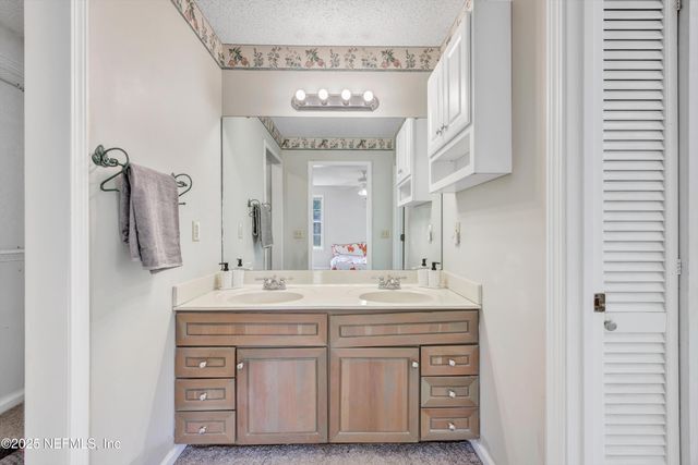 1425 PINETREE Road, Jacksonville, FL 32207