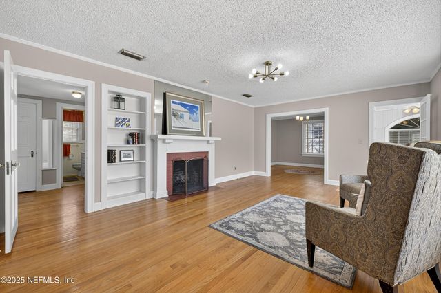 1425 PINETREE Road, Jacksonville, FL 32207