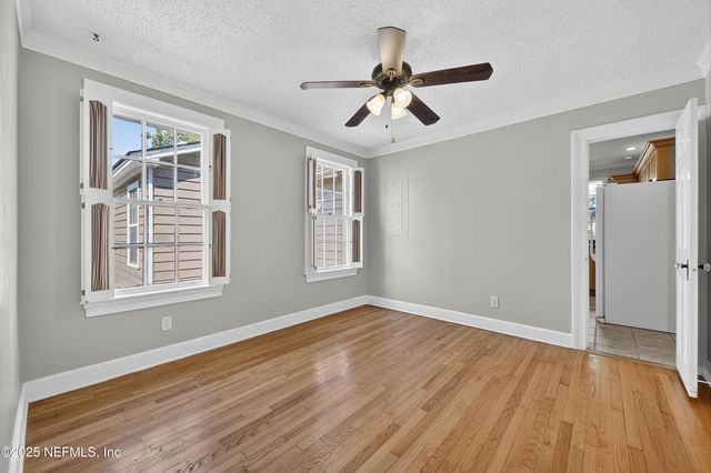 1425 PINETREE Road, Jacksonville, FL 32207