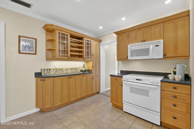 1425 PINETREE Road, Jacksonville, FL 32207