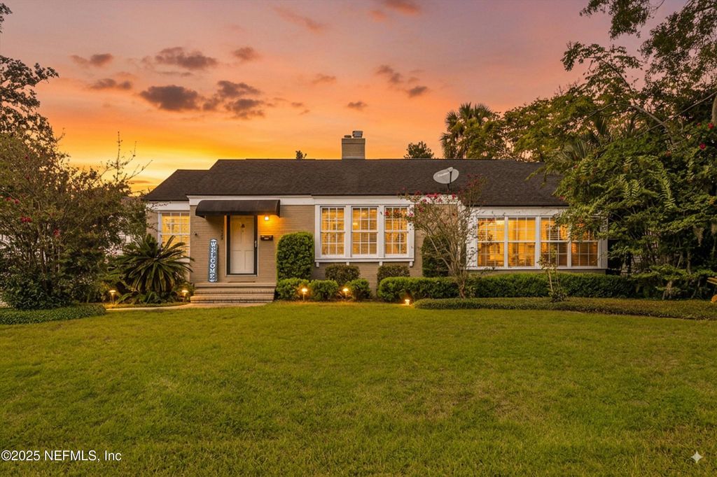 1425 PINETREE Road, Jacksonville, FL 32207