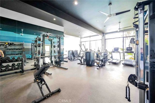 620 The Village 111, Redondo Beach, CA 90277