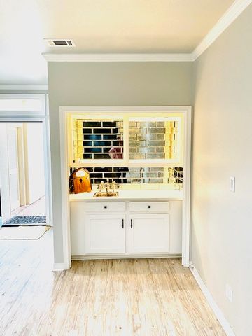 4508 Glenwick Lane, Dallas, TX 75205