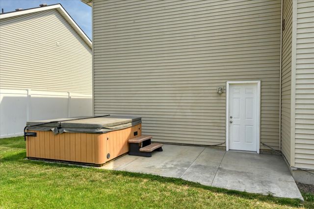 1917 N Arc Rd, Spokane Valley, WA 99016