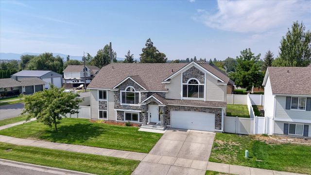 1917 N Arc Rd, Spokane Valley, WA 99016