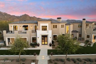 9735 E KEMPER Way, Scottsdale, AZ 85255