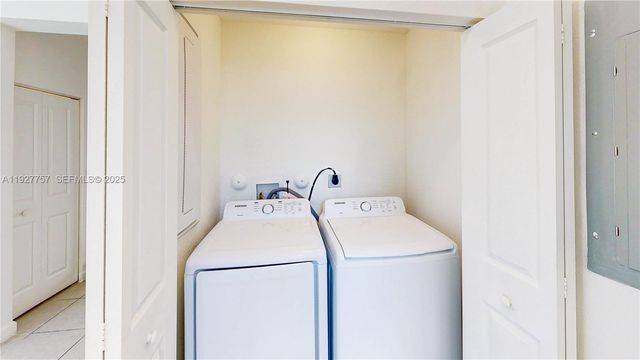 1867 SE 26th Ter, Homestead, FL 33035