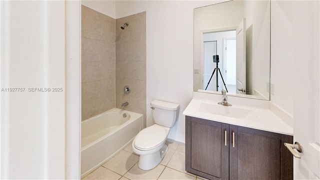 1867 SE 26th Ter, Homestead, FL 33035