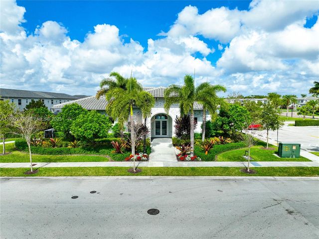 1867 SE 26th Ter, Homestead, FL 33035