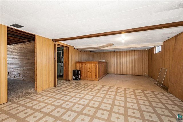 403 N 12th St, Superior, WI 54880