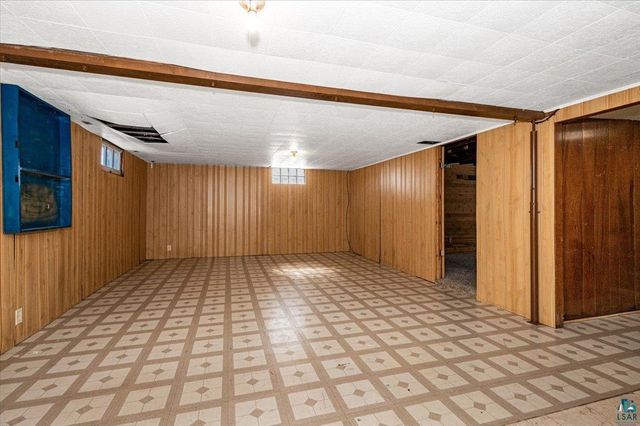 403 N 12th St, Superior, WI 54880