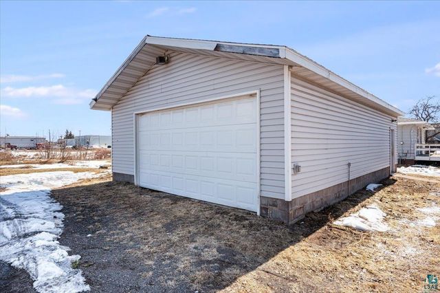 403 N 12th St, Superior, WI 54880