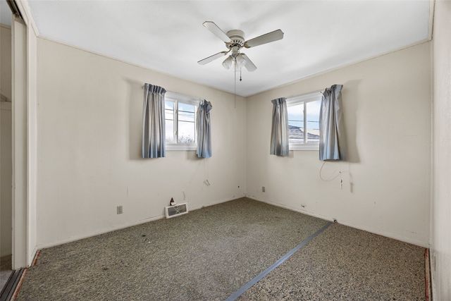 4432 Regal Avenue NE, Cedar Rapids, IA 52402