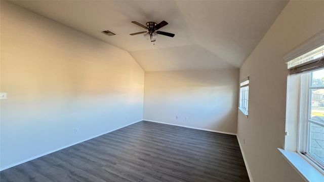 914 Crestmont Trail Drive, Missouri City, TX 77489