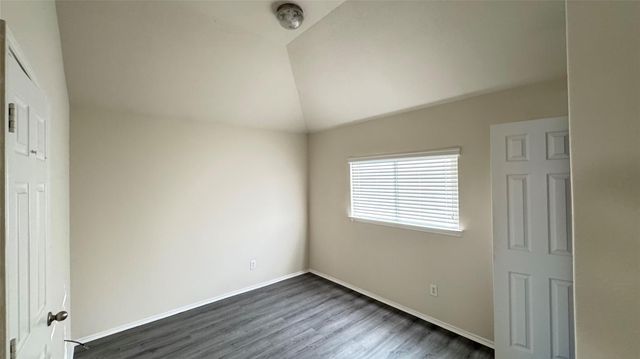 914 Crestmont Trail Drive, Missouri City, TX 77489