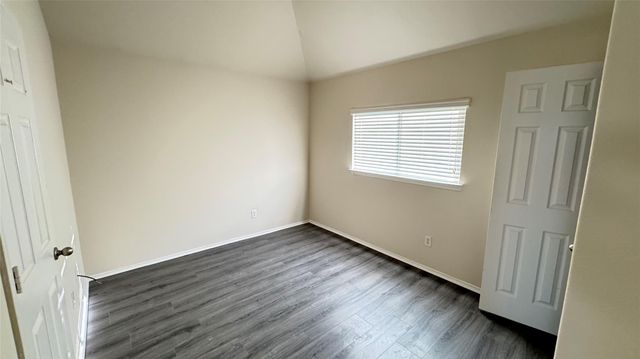 914 Crestmont Trail Drive, Missouri City, TX 77489