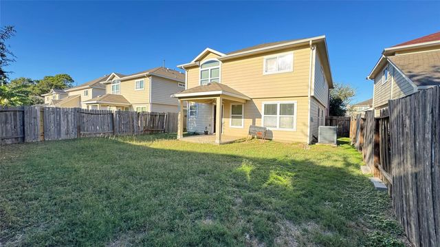 914 Crestmont Trail Drive, Missouri City, TX 77489