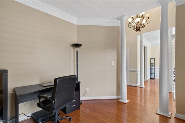 207 Richter LN, Yorktown, VA 23693