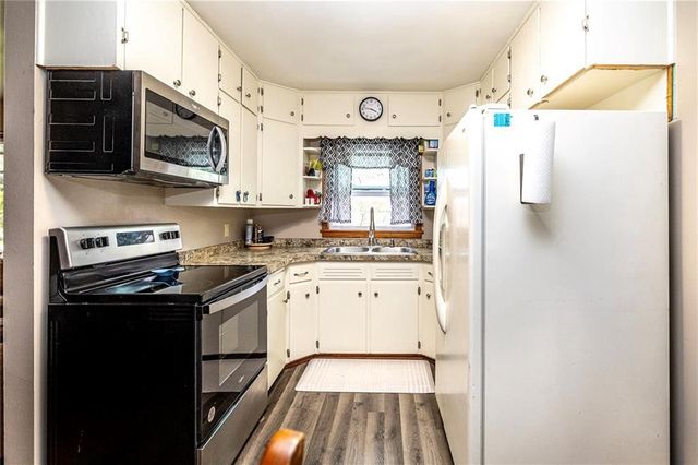 12 Cleveland Street, Black River Falls, WI 54615