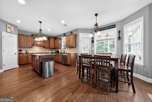 320 Yellowwood Drive, Sharpsburg, GA 30277