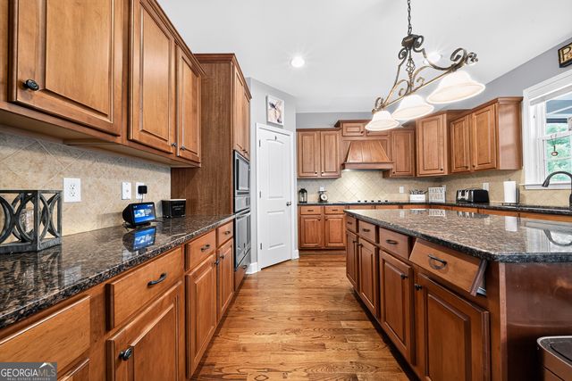 320 Yellowwood Drive, Sharpsburg, GA 30277