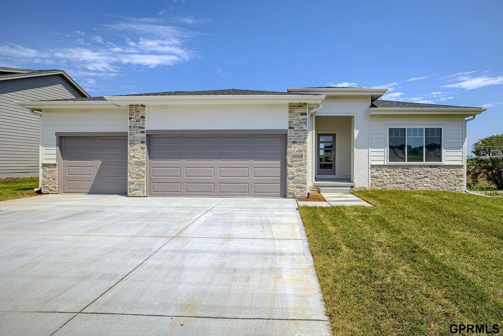 12123 S 205 Street, Gretna, NE 68028