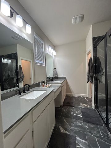 140 Hummingbird Drive, Weatherford, TX 76088