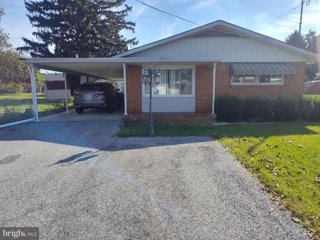 220 PIEDMONT DR, York, PA 17404